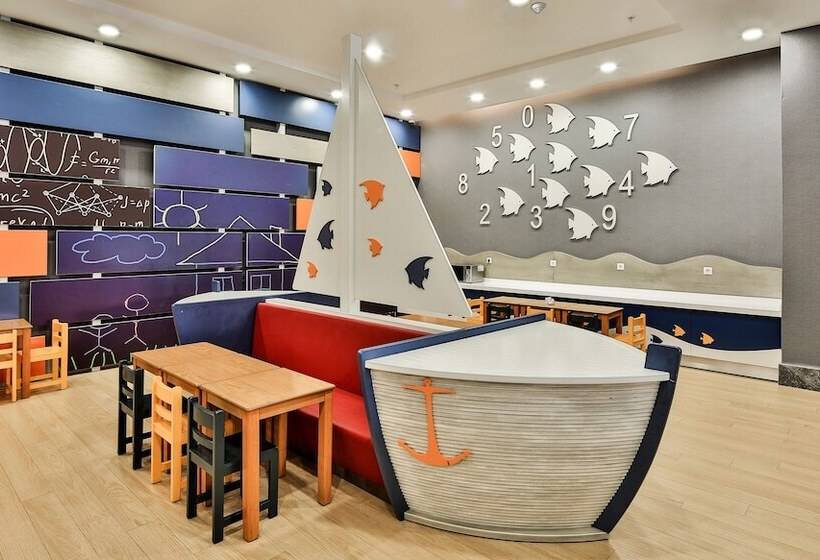 هتل Saturn Palace Resort All Inclusive