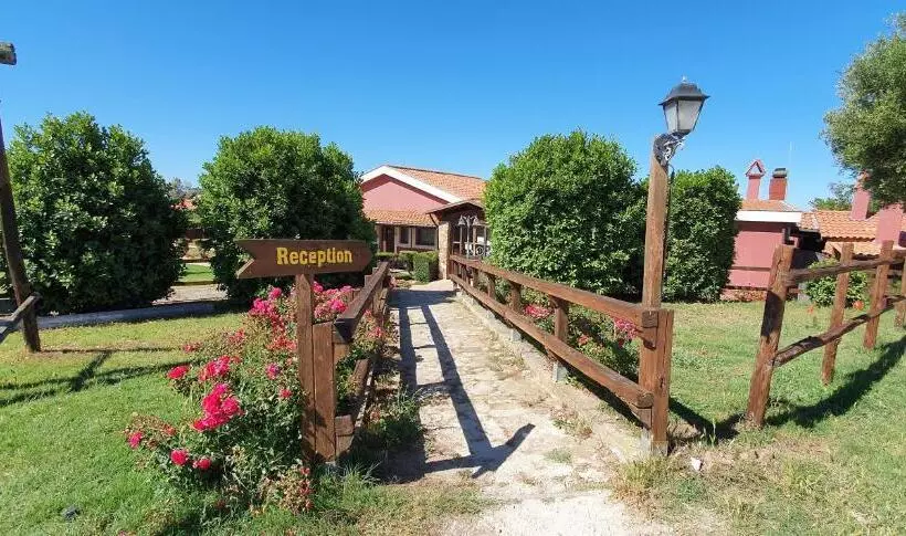 Hotelli Tenuta Dell Argento Resort