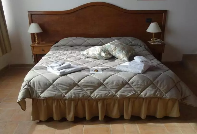 Hotelli Tenuta Dell Argento Resort