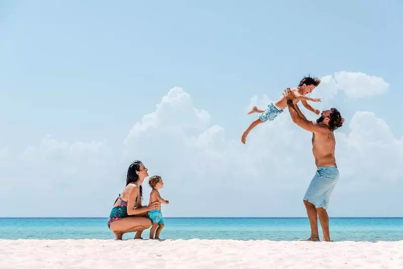 ホテル The Reef Playacar Resort