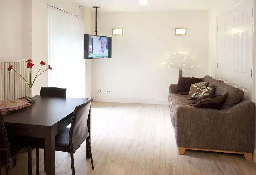 Stunning 3bed Apartment In A Fantastic Location