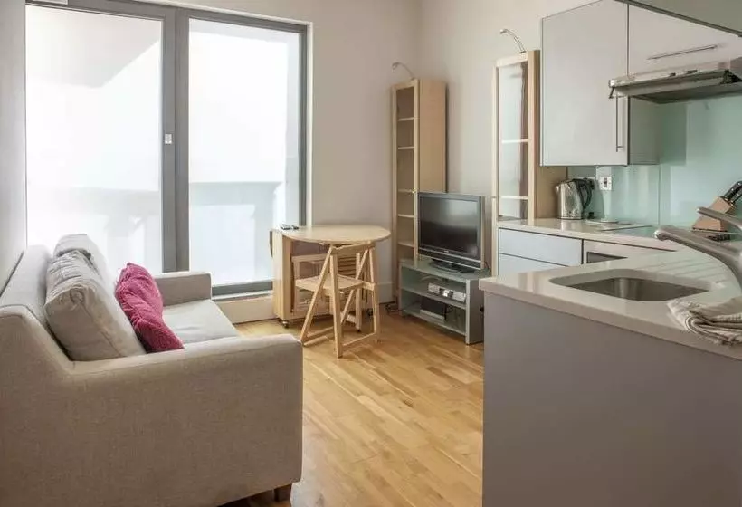Stunning 3bed Apartment In A Fantastic Location