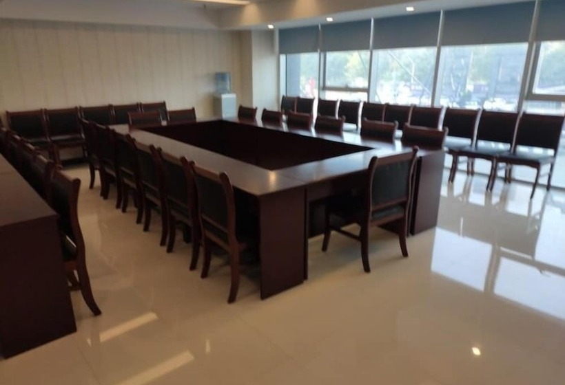 בית מלון כפרי Greentree Inn Xingtai Kaifaqu Zhongxing Rd