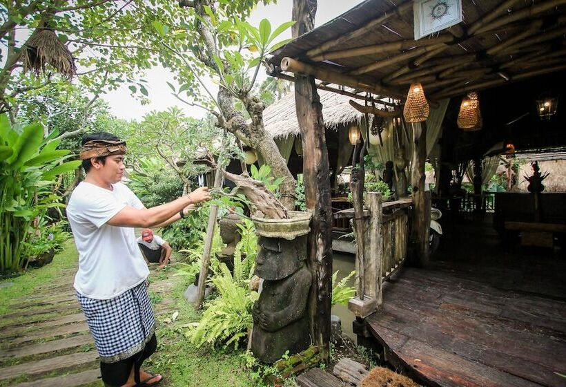 فندق Keramas Sacred River Retreat Resort And Villa