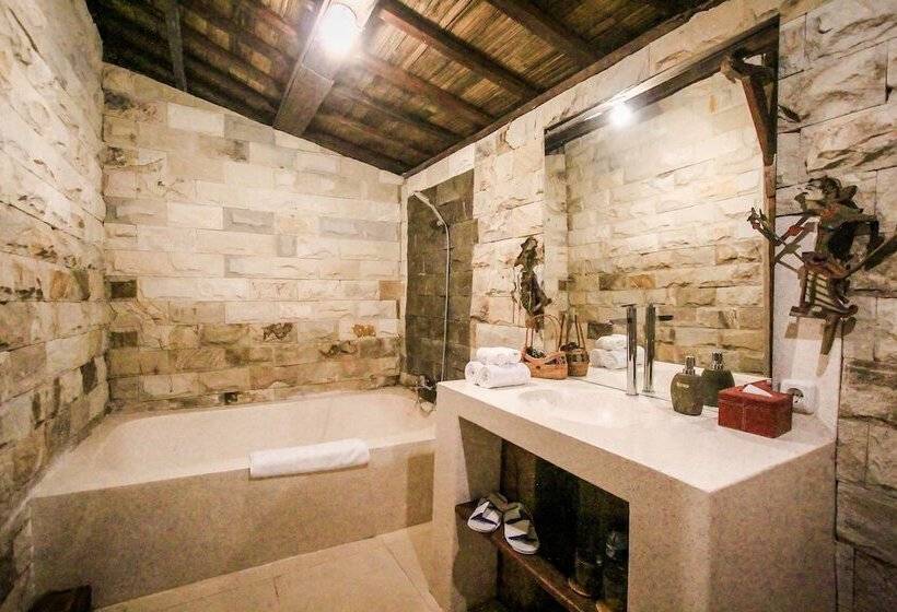 فندق Keramas Sacred River Retreat Resort And Villa