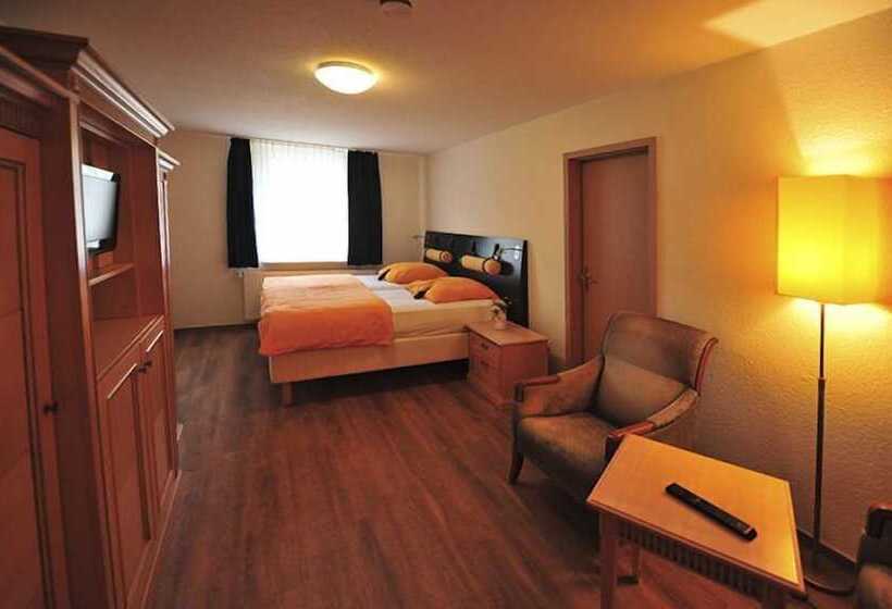 호스텔 Gasthaus Zum Seestern