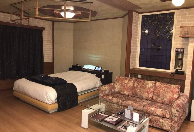 فندق Gaudium   Adult Only