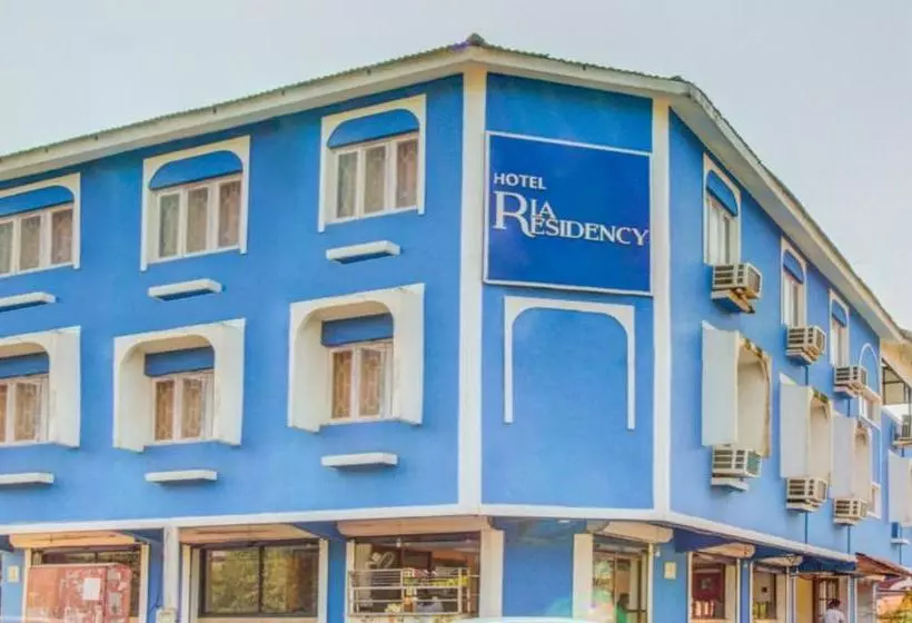 ホテル Ria Residency