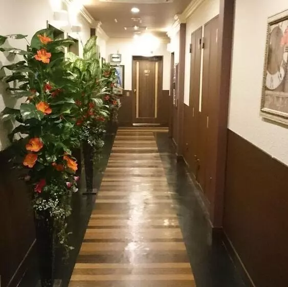 Hotelli Sari Resort Takinoyashiro