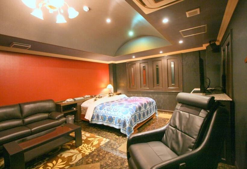 فندق Sari Resort Takinoyashiro