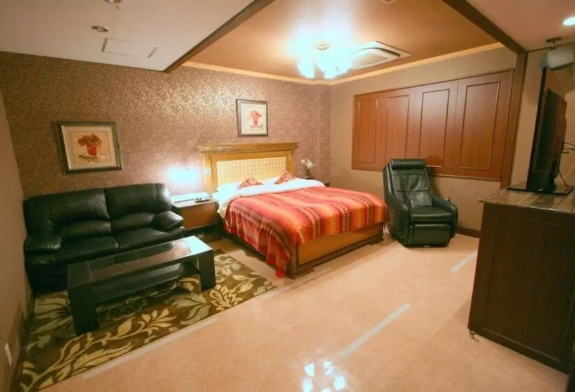 Hotelli Sari Resort Takinoyashiro