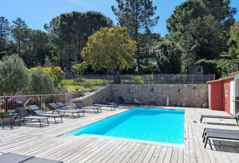 هتل Hôtel Casa Di Mama