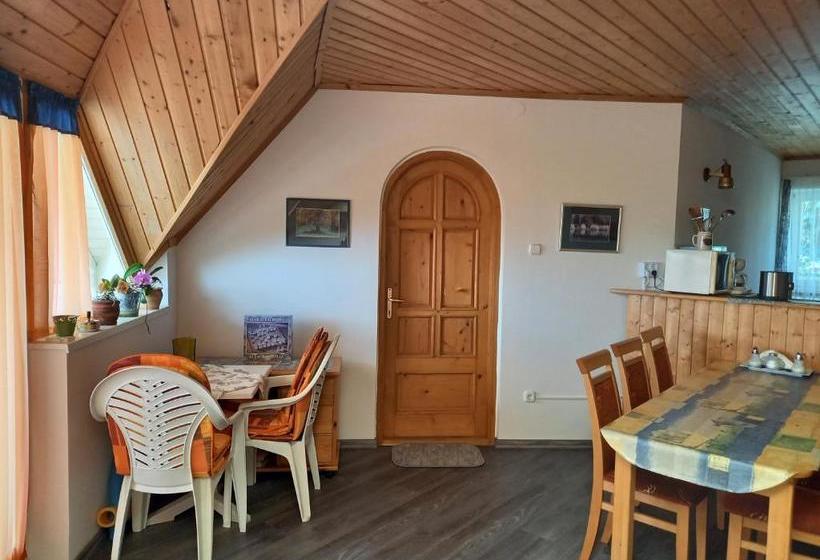 ペンション Hévízi Fecskefészek