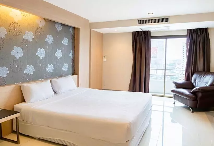 Avana Hotel And Convention Centre