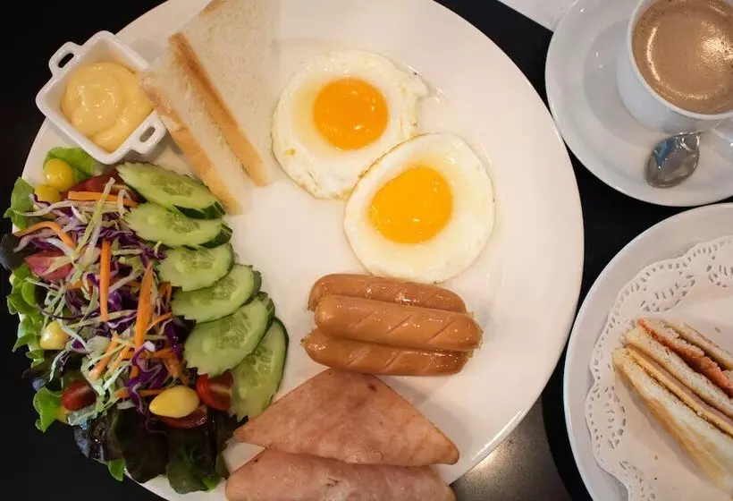 Avana Hotel And Convention Centre