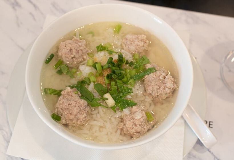 Avana Hotel And Convention Centre