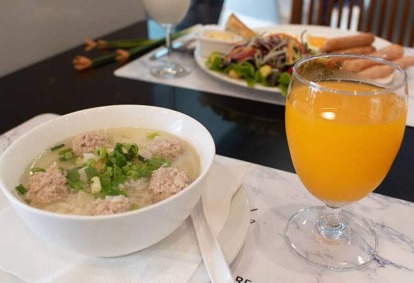 Avana Hotel And Convention Centre