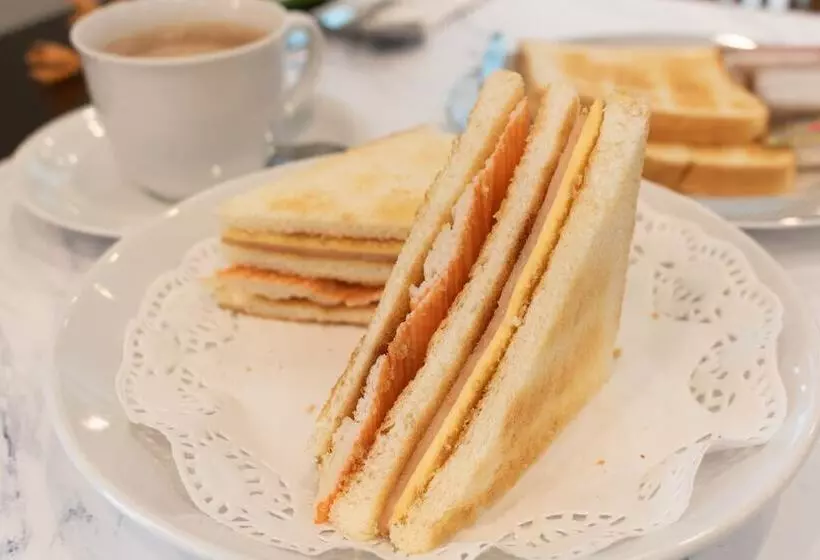 Avana Hotel And Convention Centre