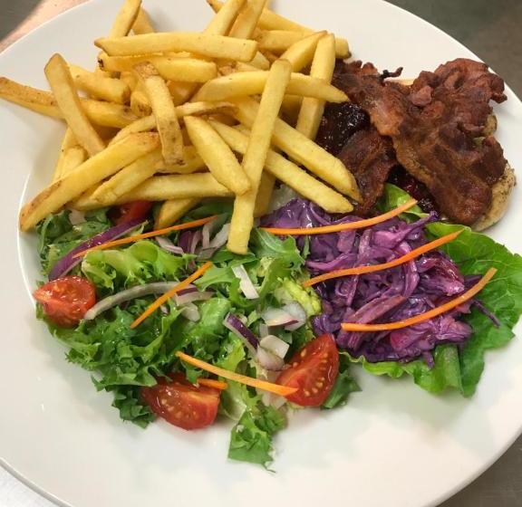 فندق The Cherry Tree Inn