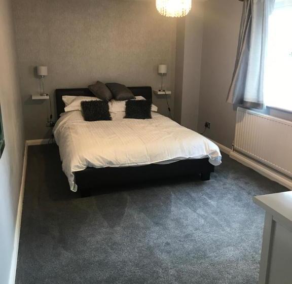 فندق The Cherry Tree Inn