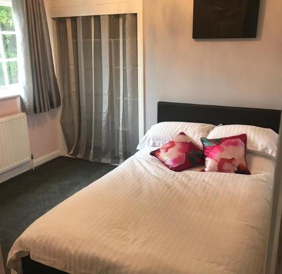 فندق The Cherry Tree Inn