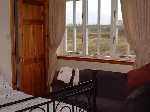 فندق Coinachan Guest House