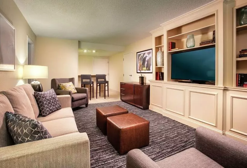 هتل Doubletree By Hilton Columbia, Sc