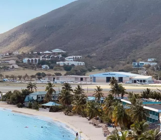 هتل Emerald Beach Resort