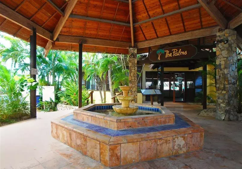 هتل Emerald Beach Resort