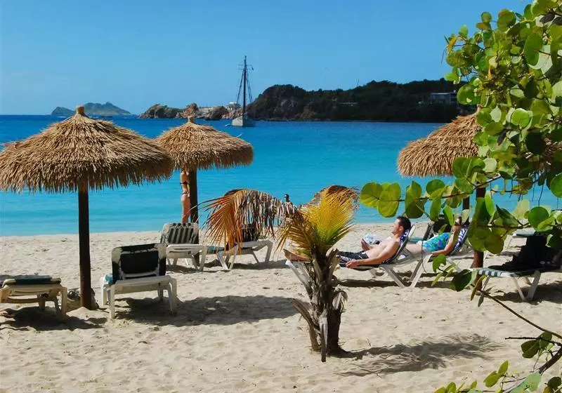 هتل Emerald Beach Resort