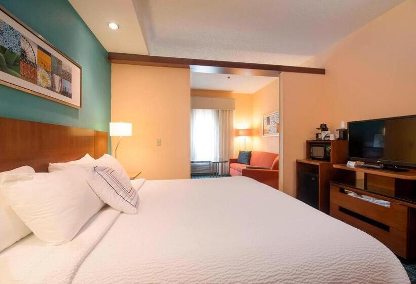 ホテル Comfort Inn & Suites Green Bay Stadium Area