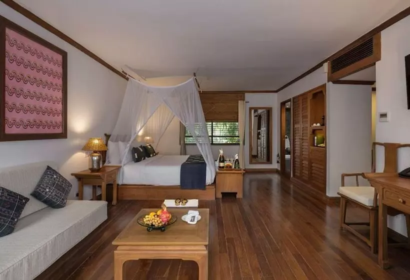 هتل Governor S Residence