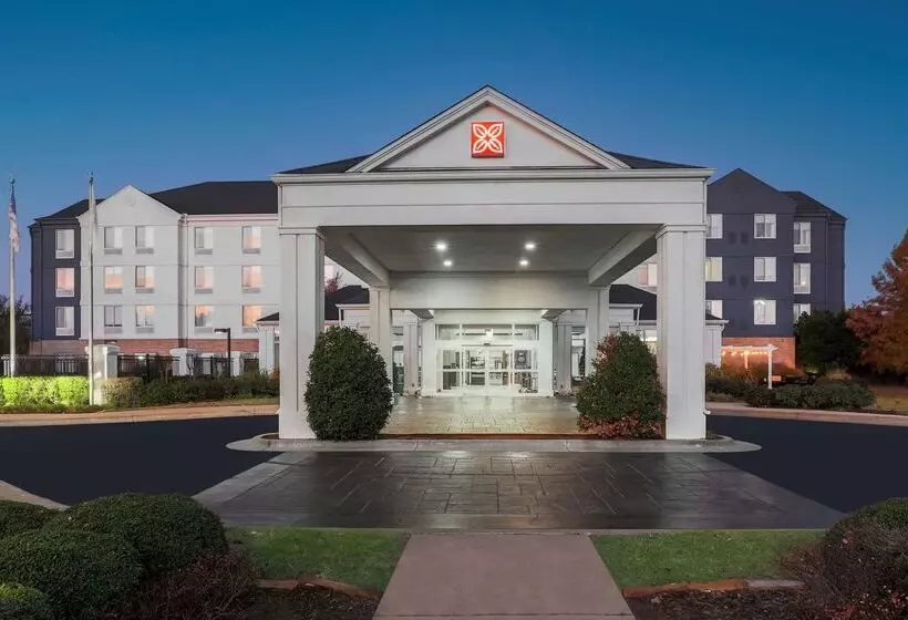 בית מלון כפרי Hilton Garden Inn Tulsa South