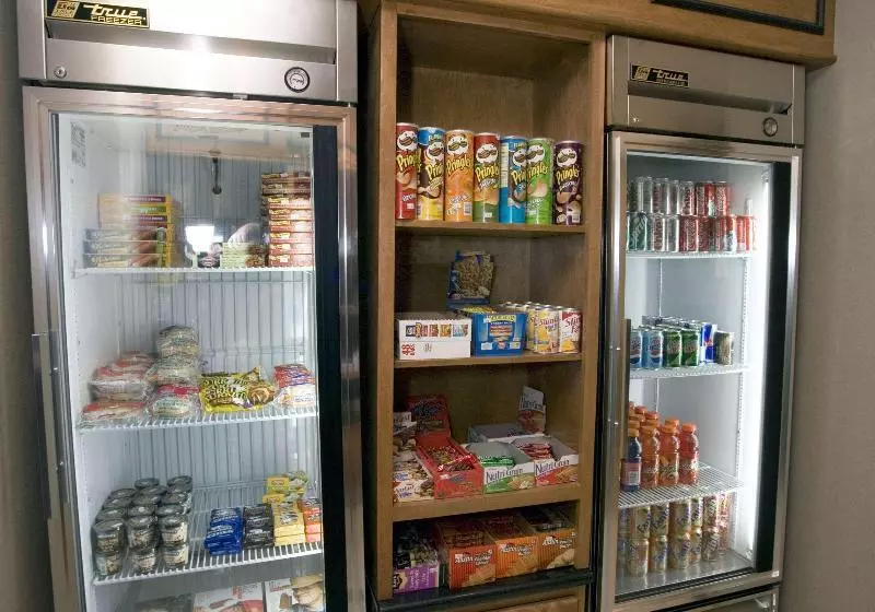 בית מלון כפרי Hilton Garden Inn Tulsa South