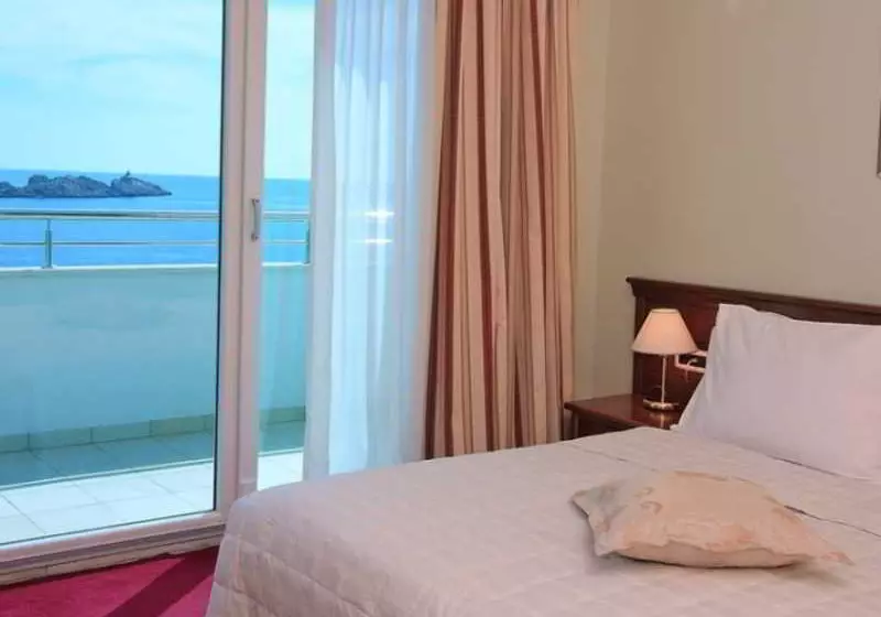 ホテル Importanne Suites