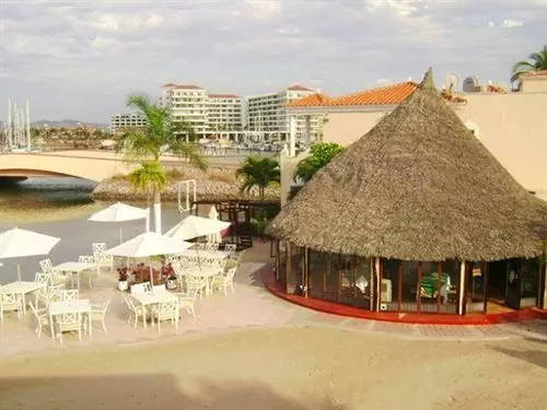 호텔 Isla Mazatlan Residence Club