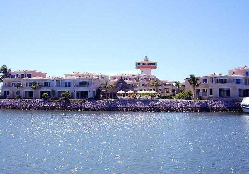 فندق Isla Mazatlan Residence Club