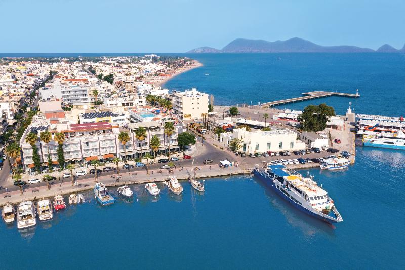 ホテル Kosta Palace