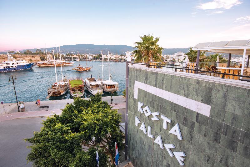 ホテル Kosta Palace