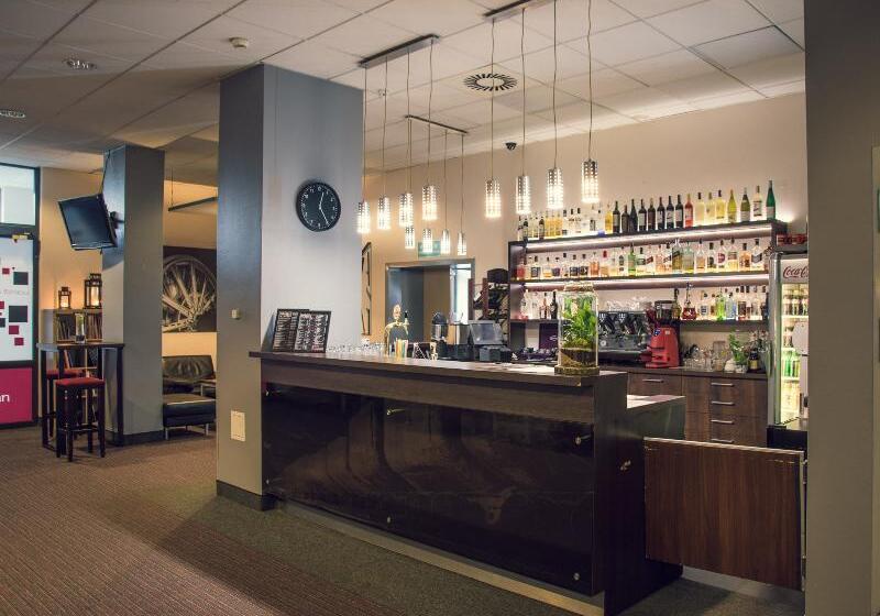 Отель Quality Silesian