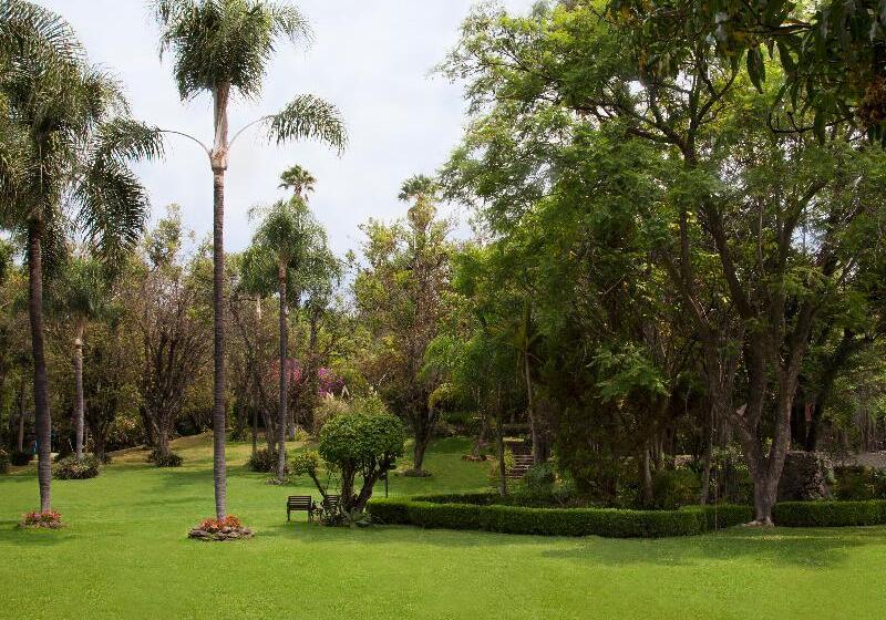 فندق Racquet Cuernavaca