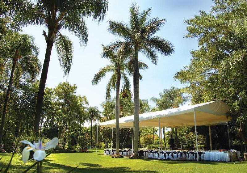 فندق Racquet Cuernavaca