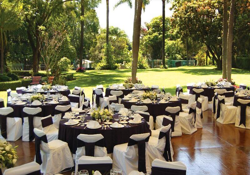 فندق Racquet Cuernavaca