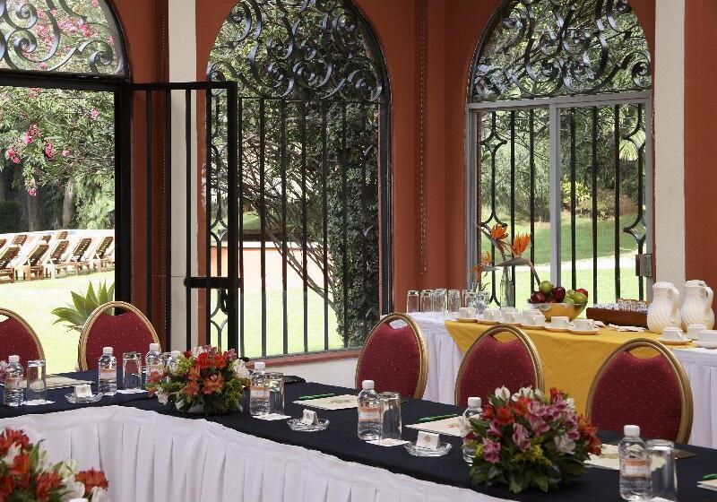 فندق Racquet Cuernavaca