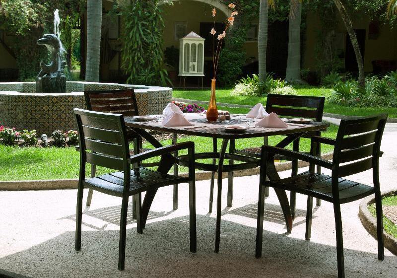 فندق Racquet Cuernavaca