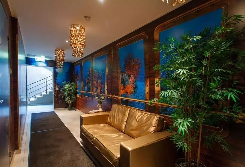 هتل Rocca Al Mare