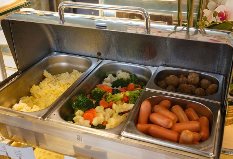 هتل Rocca Al Mare