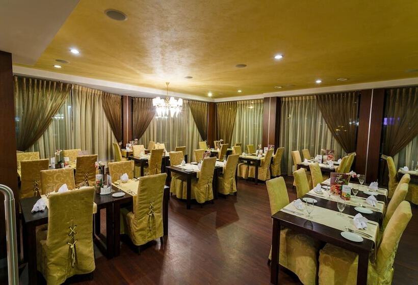 هتل Rocca Al Mare