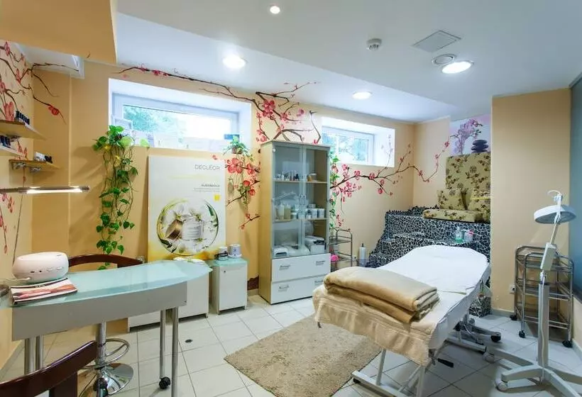 هتل Rocca Al Mare