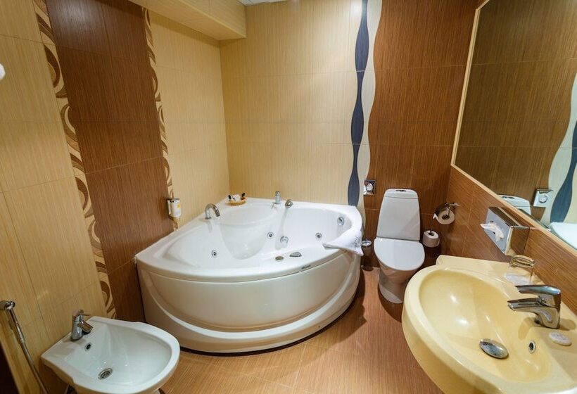 هتل Rocca Al Mare